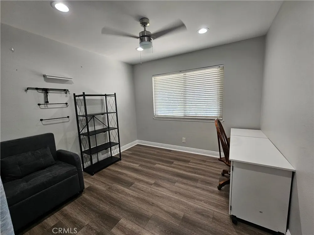 4722 Summit Simi Valley, CA 93063