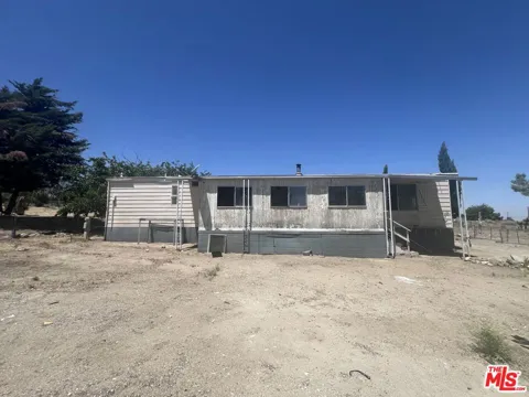 9574 Via Verde Avenue