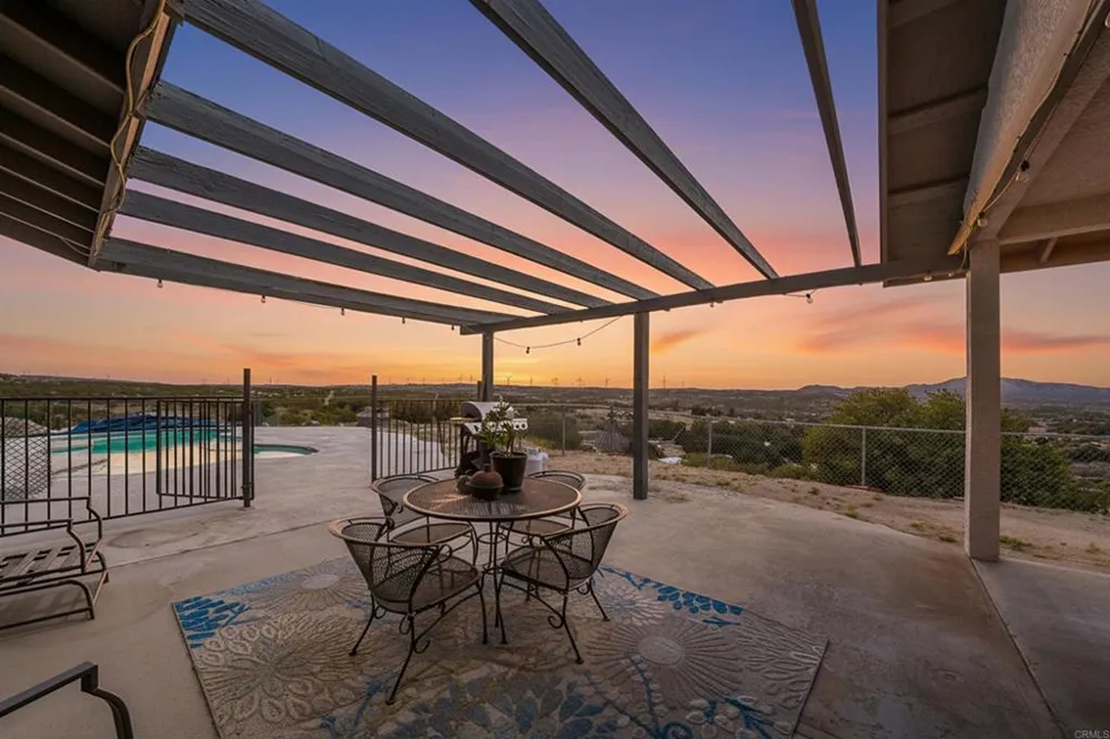 39230 Opalocka Boulevard, CA 91905