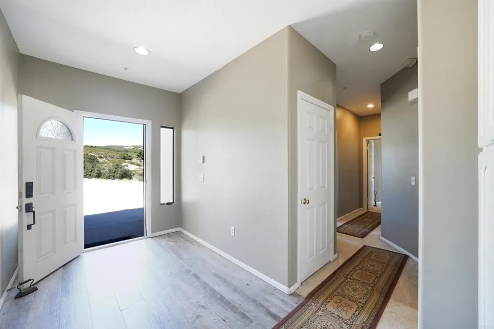 39230 Opalocka Boulevard, CA 91905