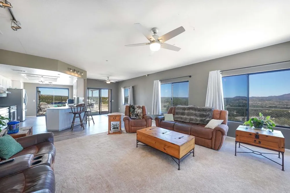 39230 Opalocka Boulevard, CA 91905