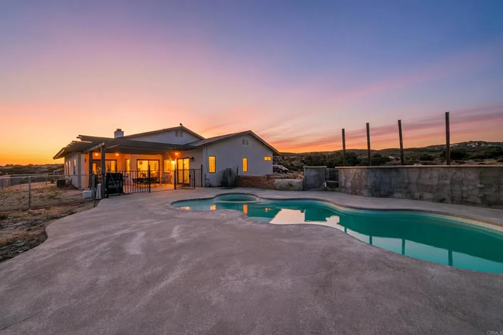 39230 Opalocka Boulevard, CA 91905