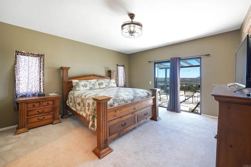 39230 Opalocka Boulevard, CA 91905