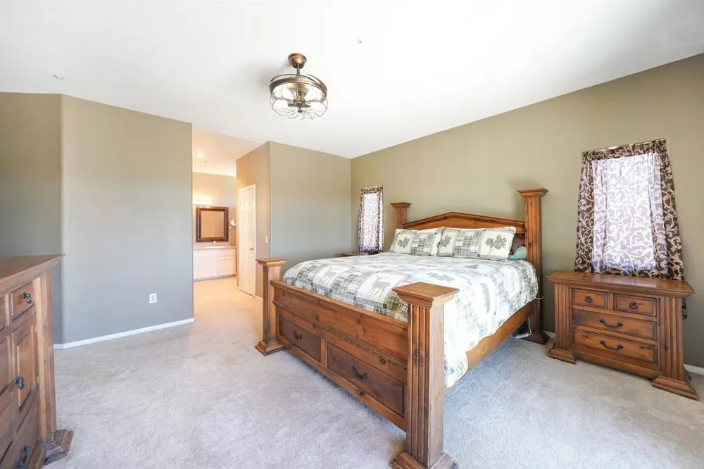 39230 Opalocka Boulevard, CA 91905