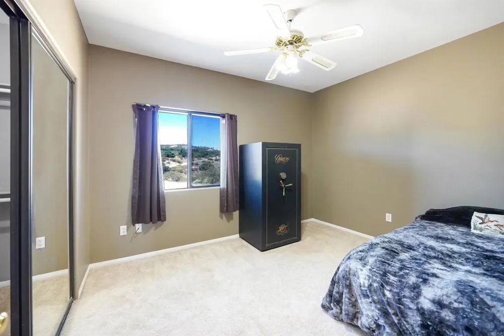 39230 Opalocka Boulevard, CA 91905
