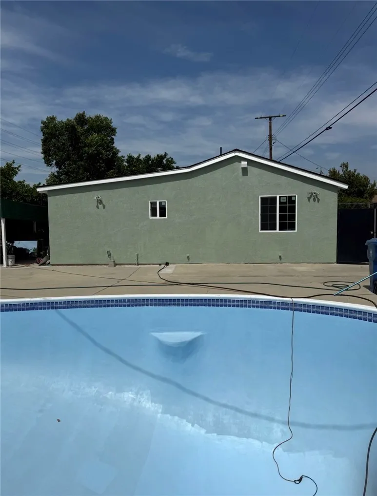 20247 Parthenia Winnetka, CA 91306