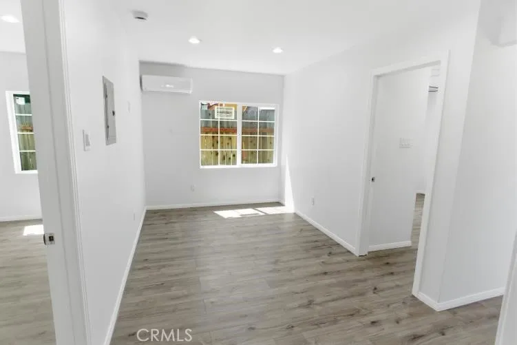 20247 Parthenia Winnetka, CA 91306