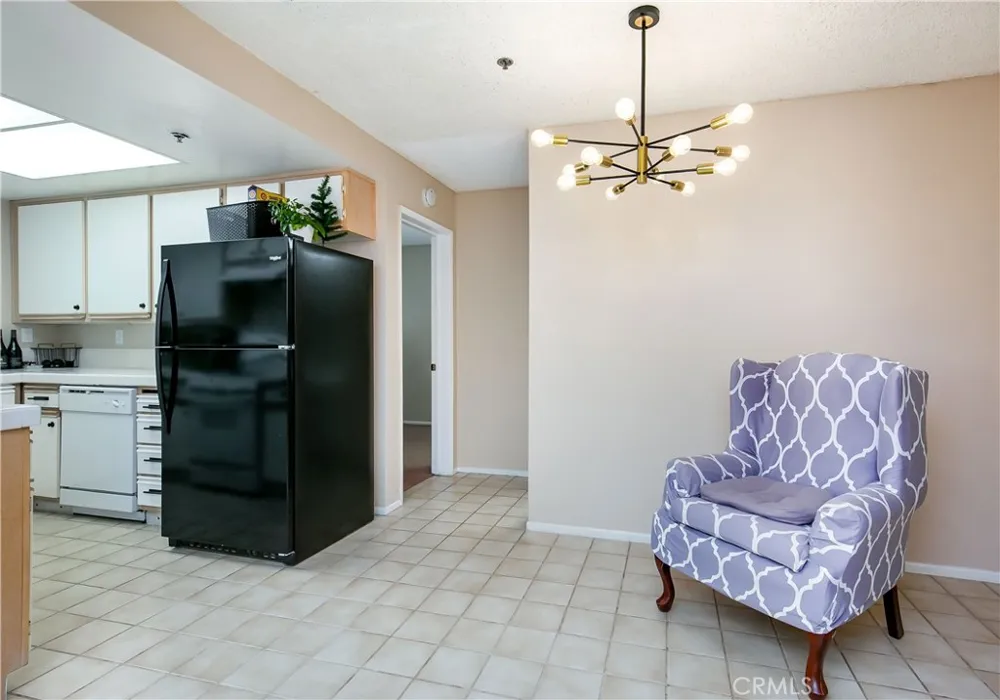 44514 15th #E7 Lancaster, CA 93535