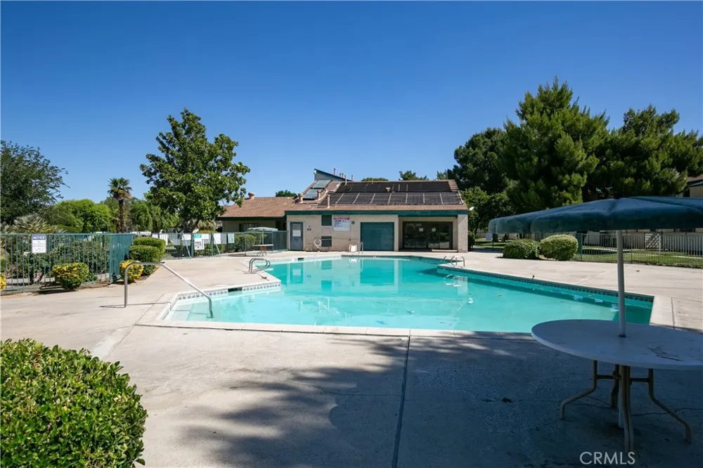 44514 15th #E7 Lancaster, CA 93535