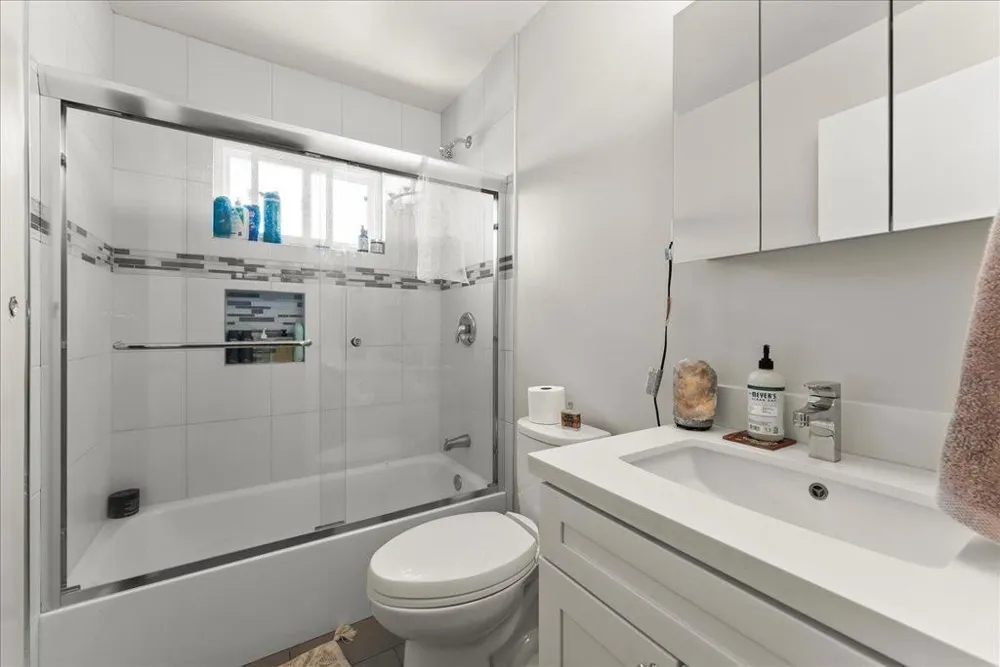 227 Madrone Street Redwood City, CA 94061