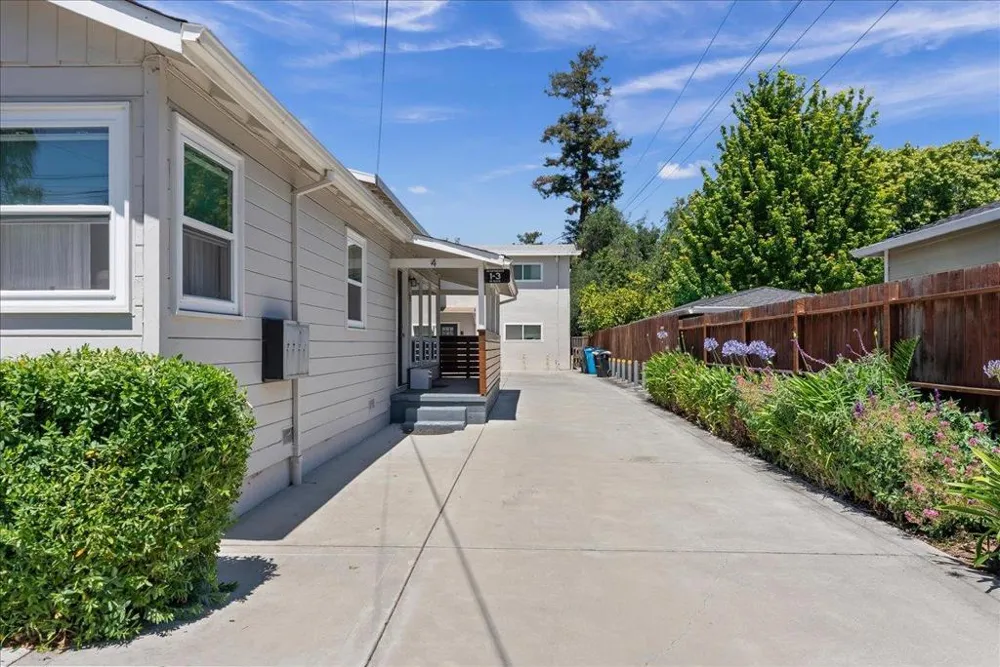 227 Madrone Street Redwood City, CA 94061