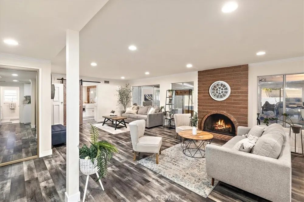 4248 Stone La Verne, CA 91750