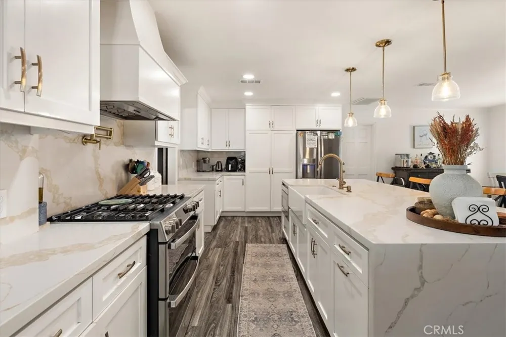 4248 Stone La Verne, CA 91750