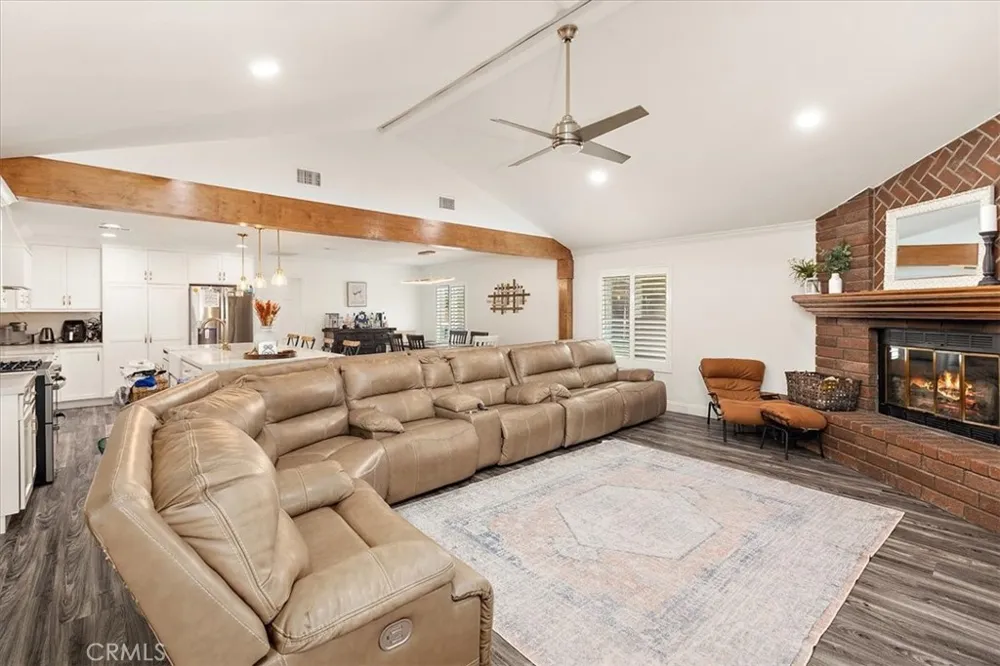 4248 Stone La Verne, CA 91750