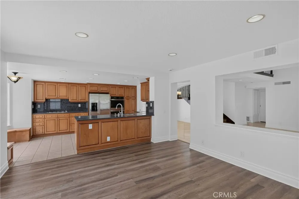 24712 Calle Conejo Calabasas, CA 91302