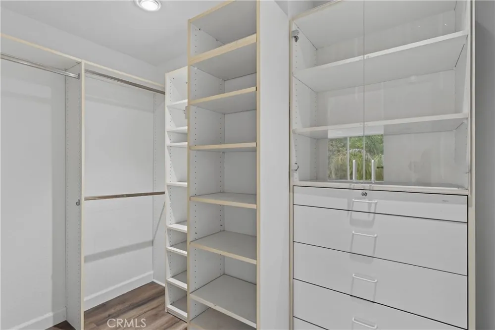 24712 Calle Conejo Calabasas, CA 91302