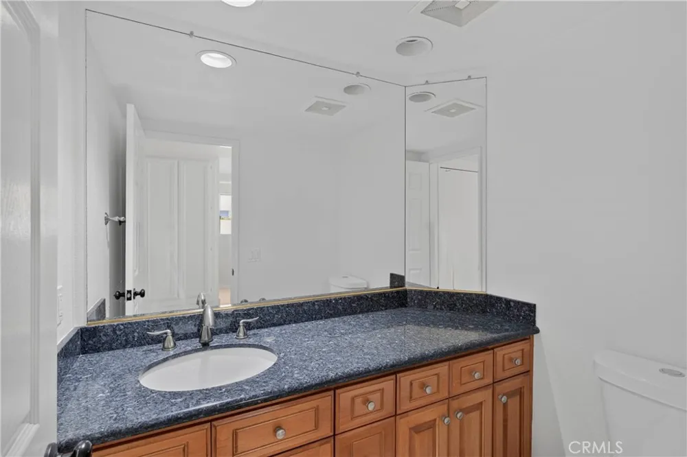 24712 Calle Conejo Calabasas, CA 91302