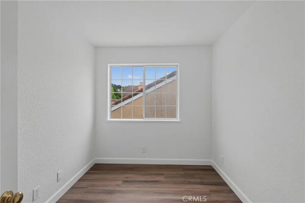 24712 Calle Conejo Calabasas, CA 91302
