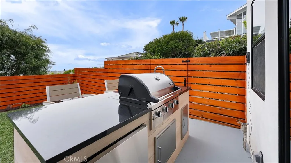1095 Miramar Laguna Beach, CA 92651