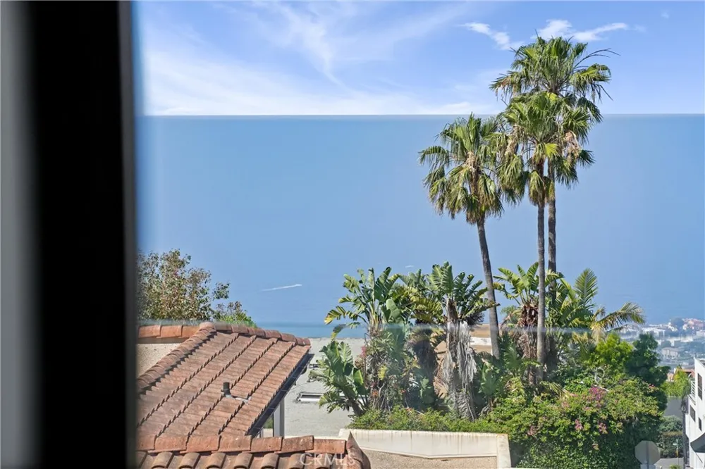 1095 Miramar Laguna Beach, CA 92651