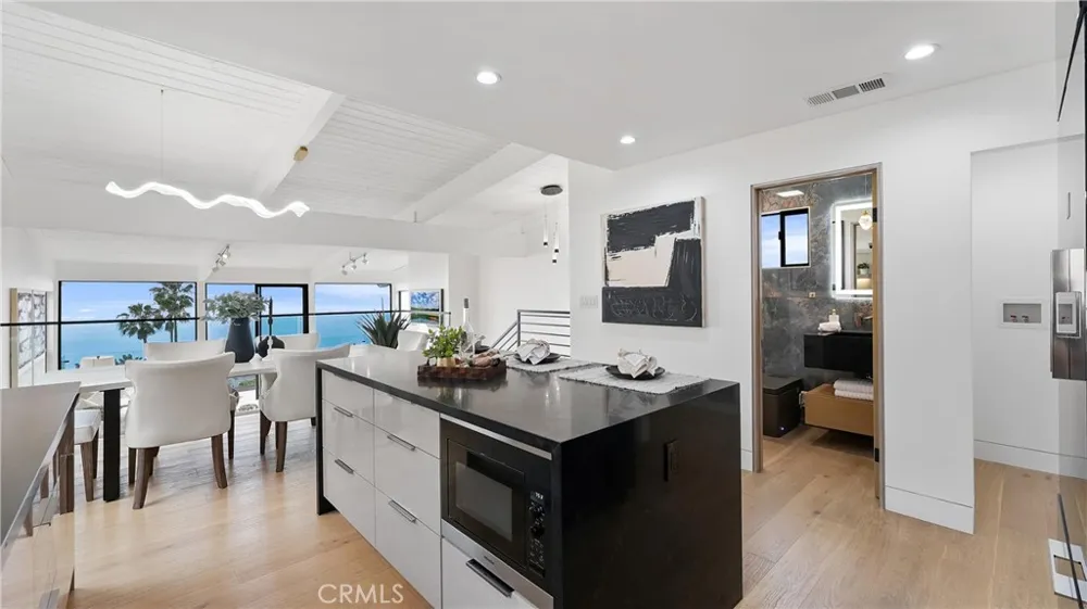 1095 Miramar Laguna Beach, CA 92651