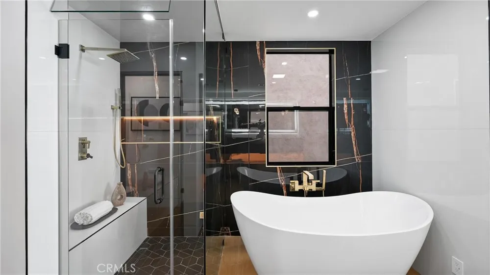 1095 Miramar Laguna Beach, CA 92651