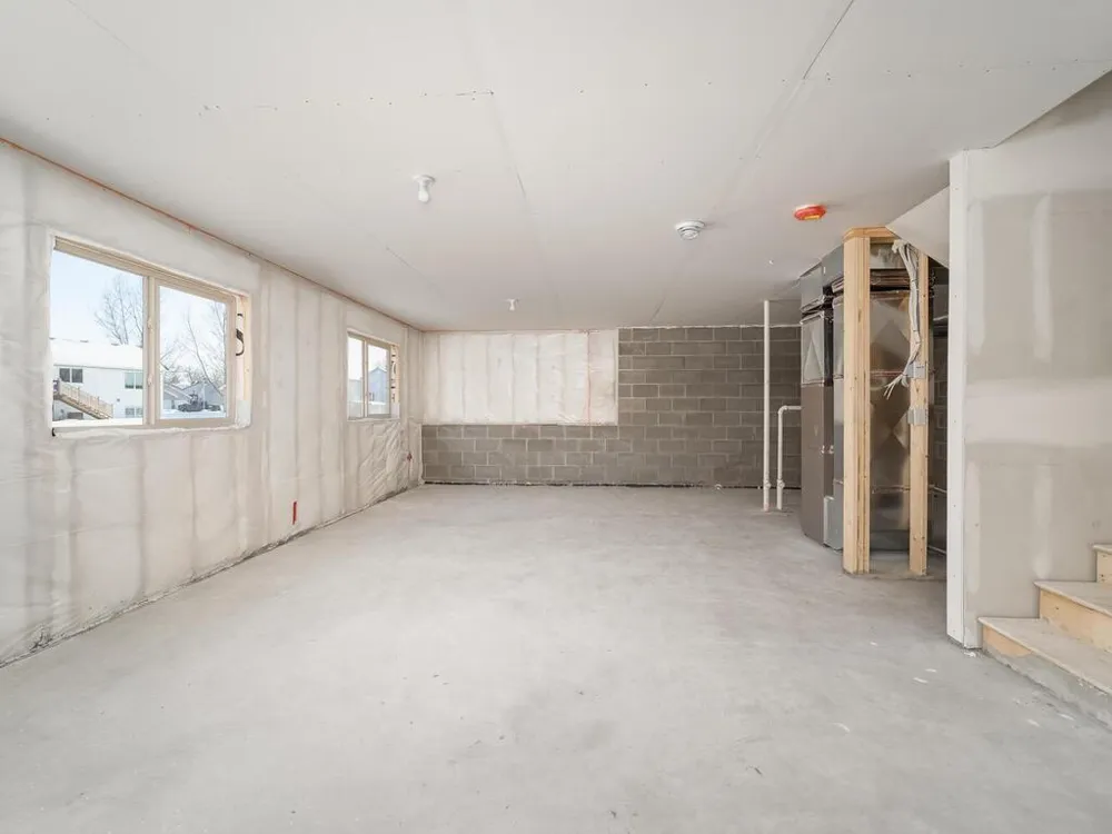 1026 Bellaire Boulevard NW Isanti, MN 55040