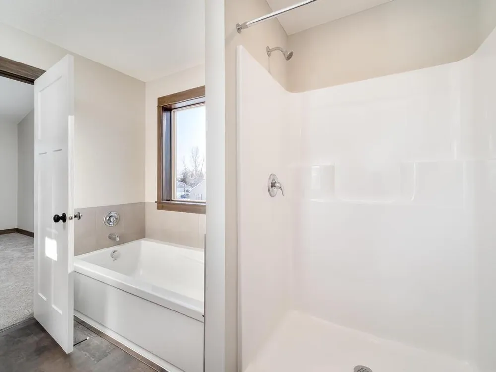 1026 Bellaire Boulevard NW Isanti, MN 55040