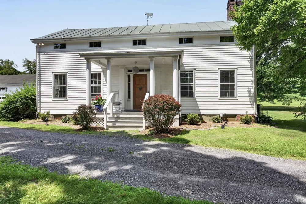210 Middle Road Hudson, NY 12534