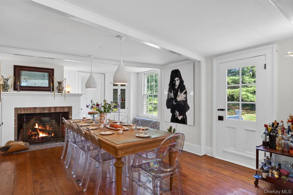 210 Middle Road Hudson, NY 12534