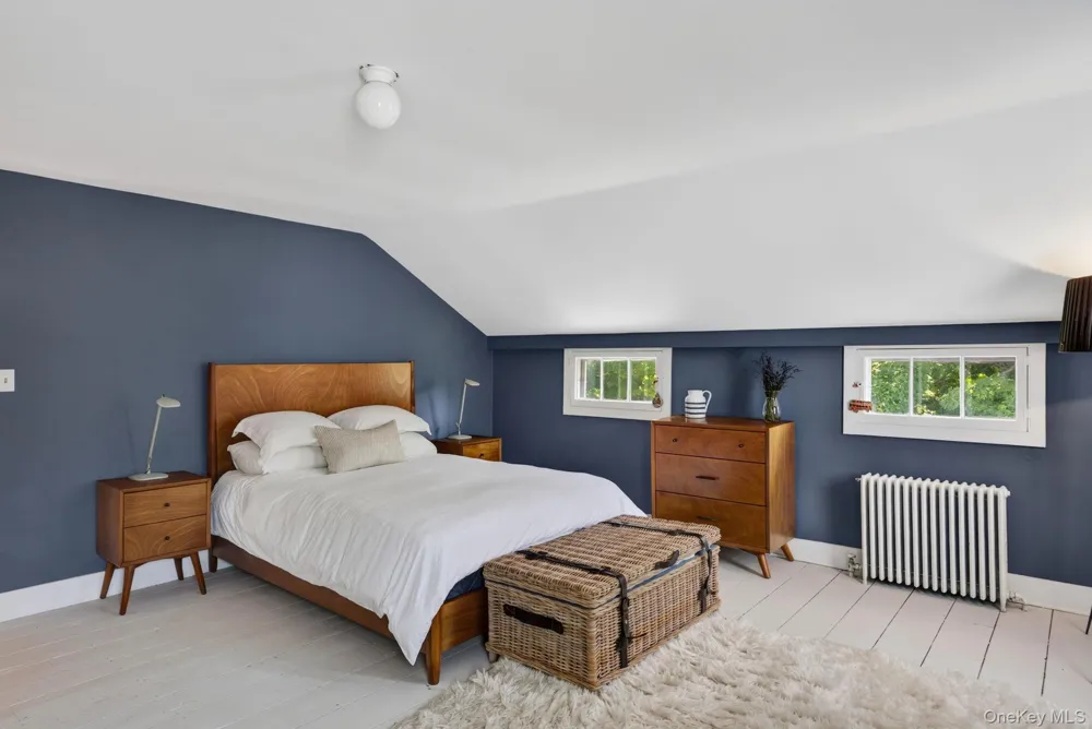 210 Middle Road Hudson, NY 12534