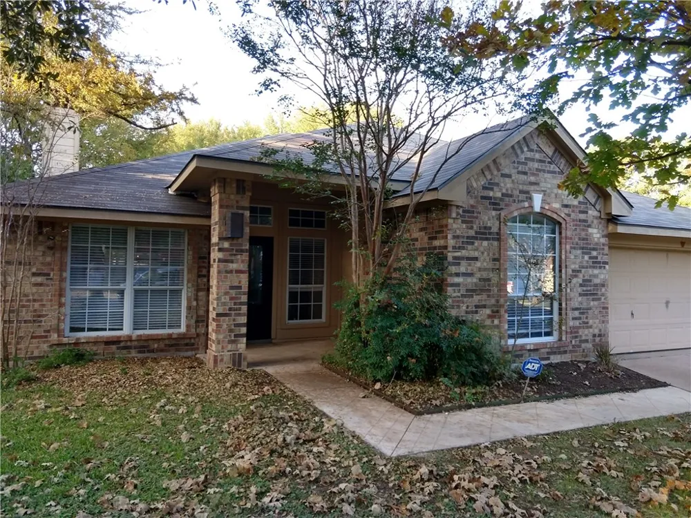 1007 Russwood Cove