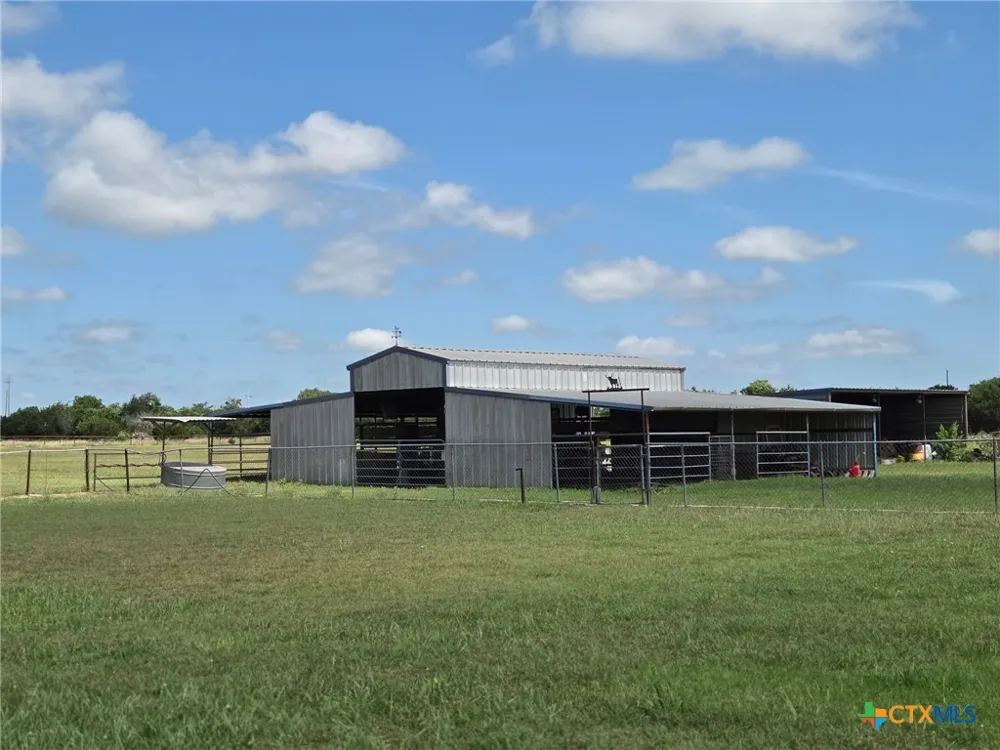 113 Leisure Acres Drive Gatesville, TX 76528