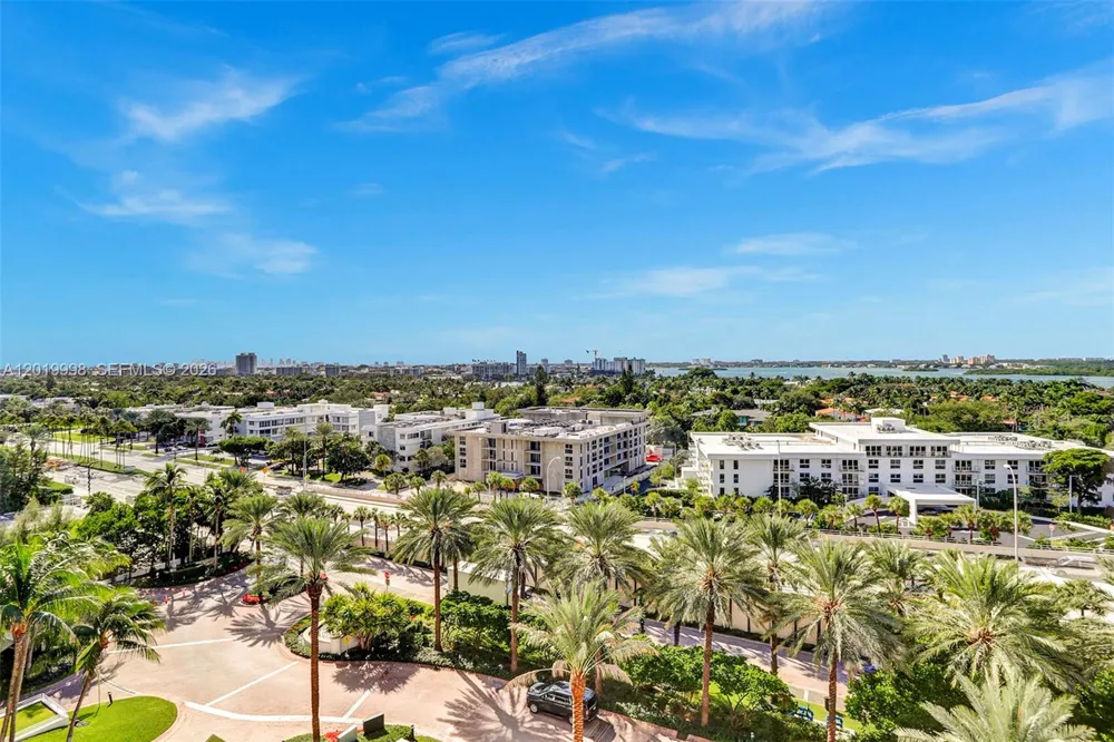 10275 Collins Ave #829 Bal Harbour, FL 33154