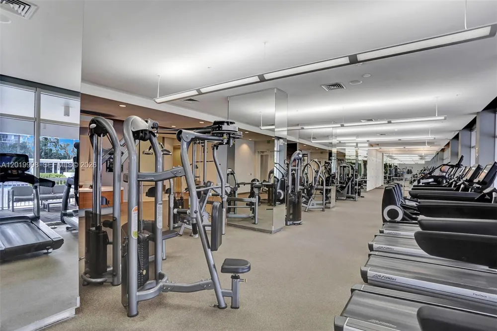 10275 Collins Ave #829 Bal Harbour, FL 33154