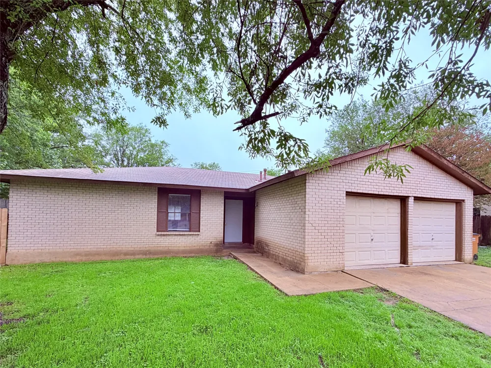 10904 Meadgreen Court