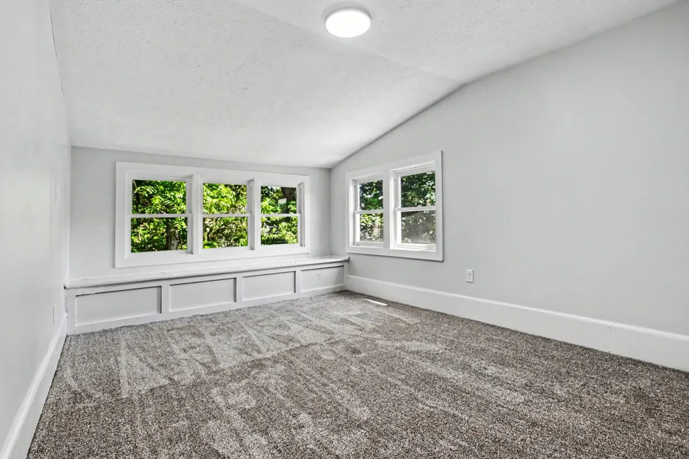 7 S 12th Street Niles, MI 49120