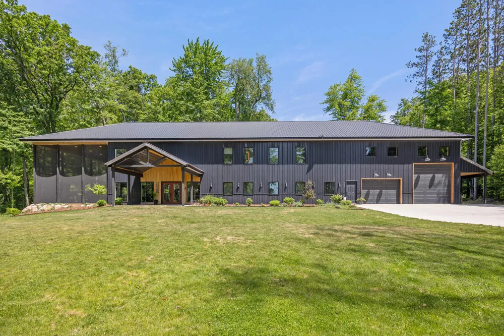 9555 Kath Court NE Cannon Township, MI 49341