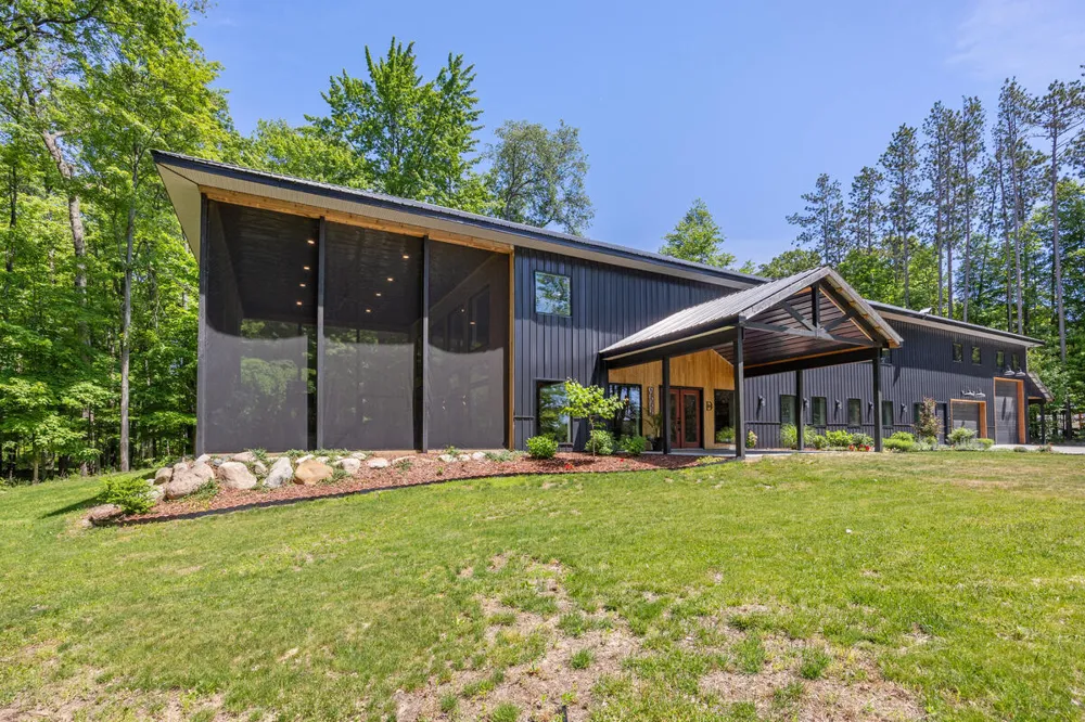 9555 Kath Court NE Cannon Township, MI 49341