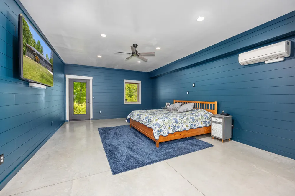 9555 Kath Court NE Cannon Township, MI 49341