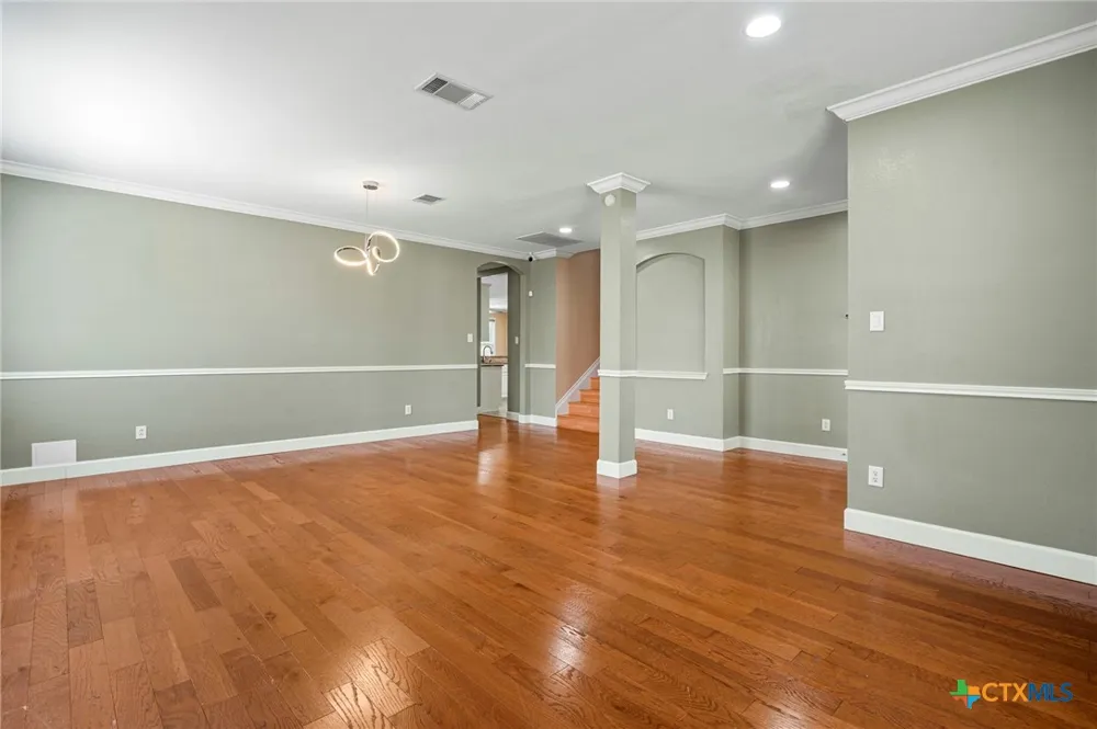 108 Colt Loop Kyle, TX 78640