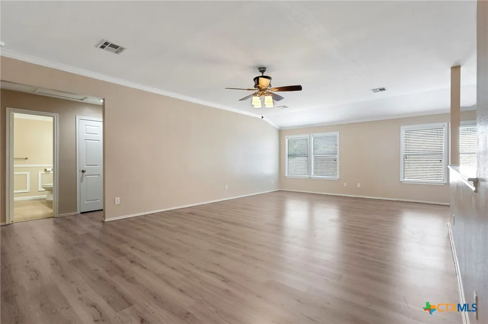 108 Colt Loop Kyle, TX 78640