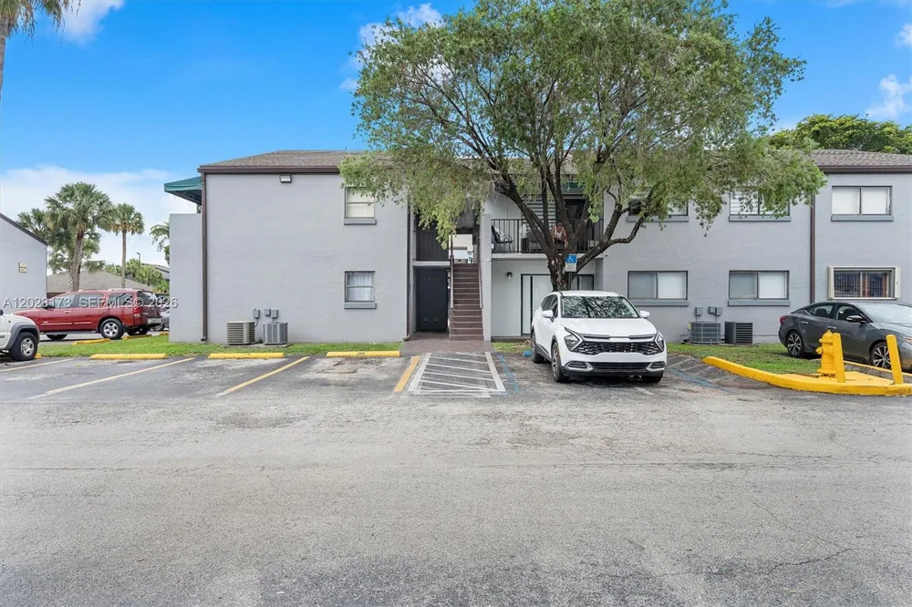 7407 SW 152nd Ave #4-103