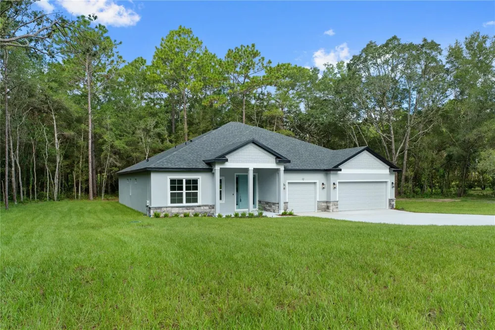 12 S SCHOOL AVENUE Lecanto, FL 34461