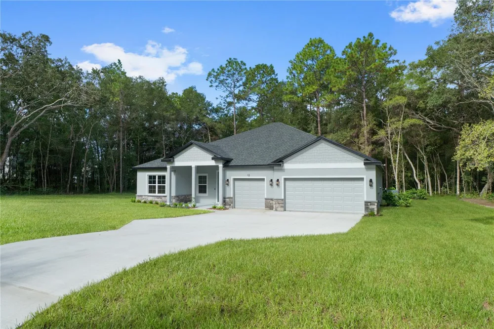 12 S SCHOOL AVENUE Lecanto, FL 34461