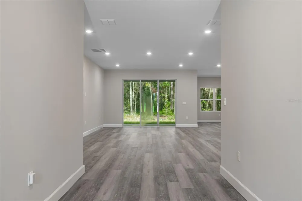 12 S SCHOOL AVENUE Lecanto, FL 34461