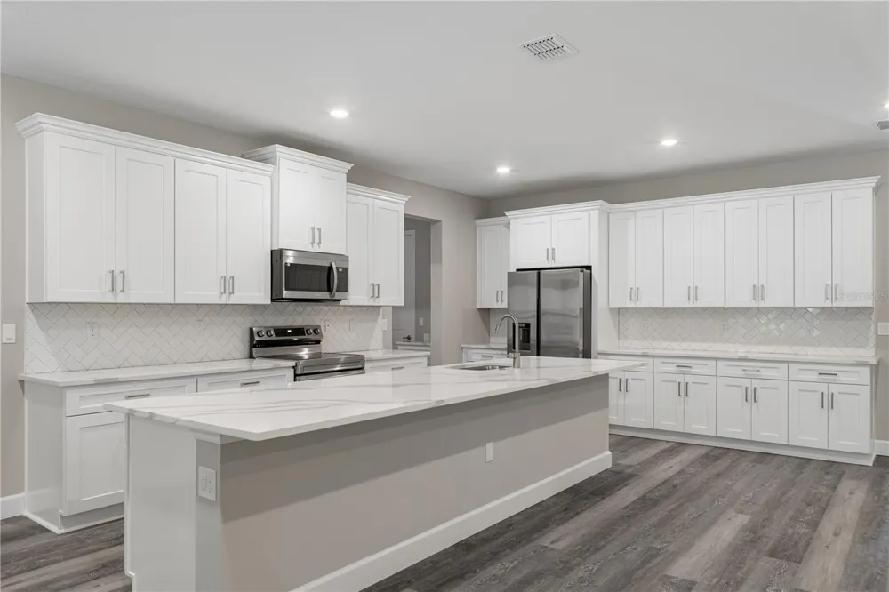12 S SCHOOL AVENUE Lecanto, FL 34461