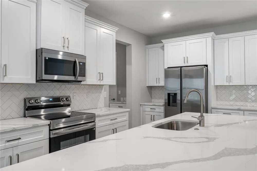 12 S SCHOOL AVENUE Lecanto, FL 34461