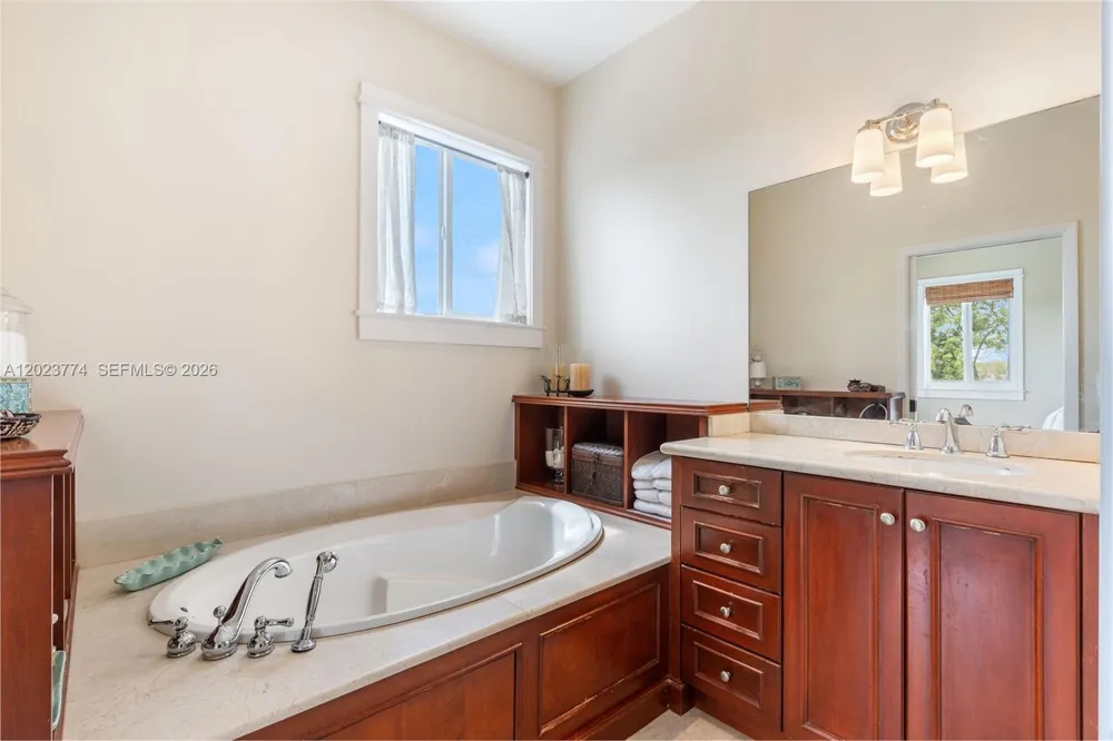 365 Loeb ave Key Largo, FL 33037