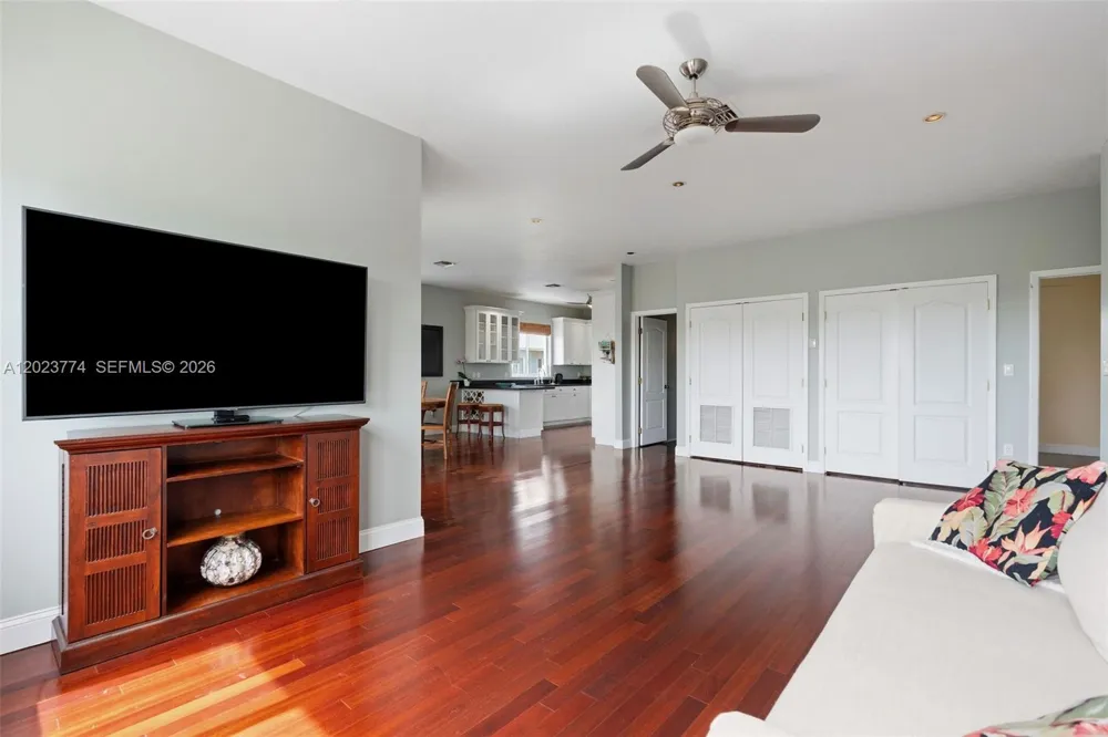 365 Loeb ave Key Largo, FL 33037